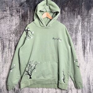 Reigning Fury Hoodie Men's 2XL Green Skull Trees Stitches Pullover